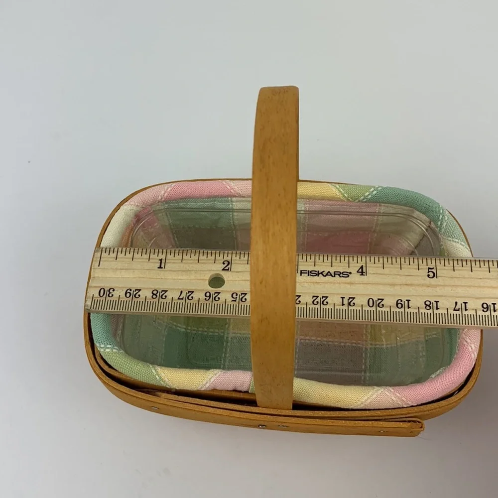Longaberger basket handwoven 2000 basket with fabric liner in plastic insert - Picture 7 of 10